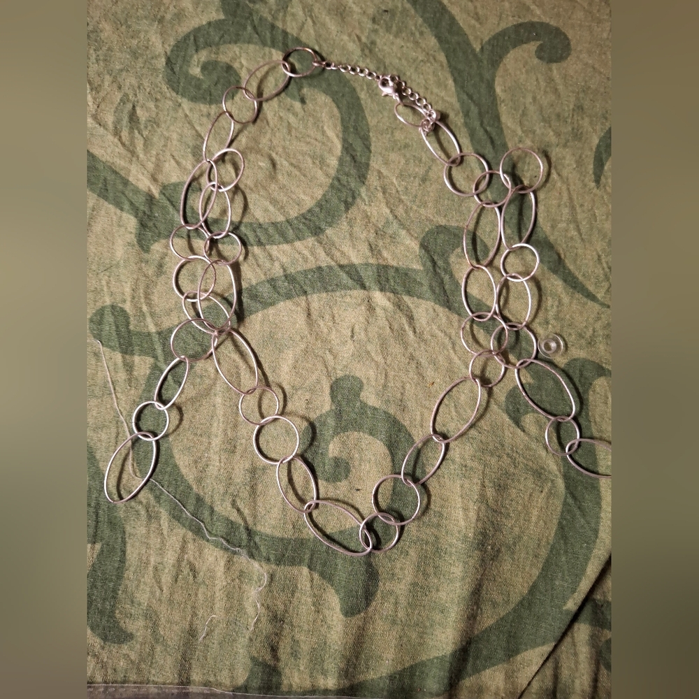 Elegant Silver Chain Necklace